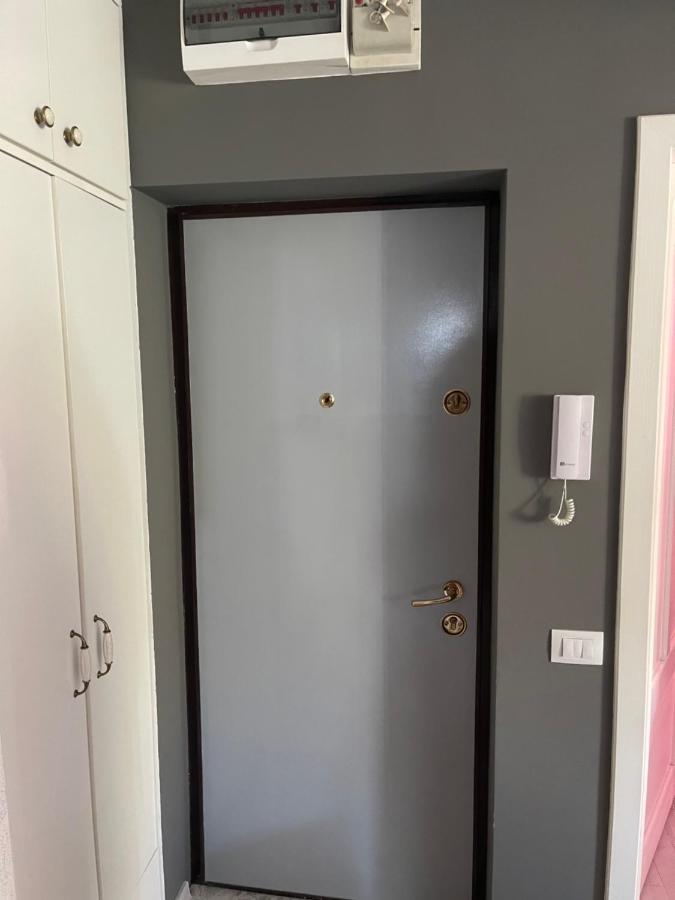 Tamara'S Place Римніку-Вилча Екстер'єр фото