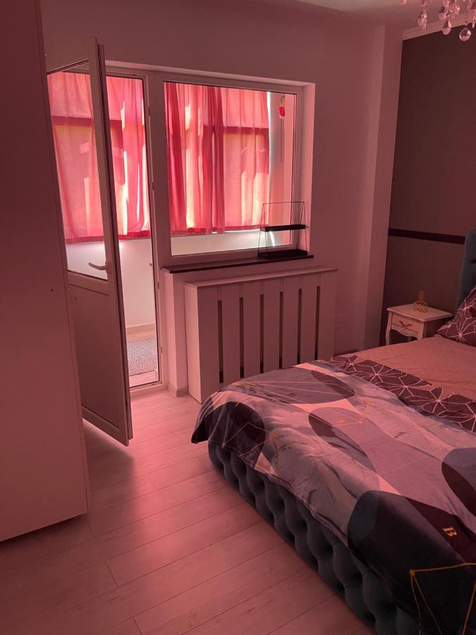 Tamara'S Place Римніку-Вилча Екстер'єр фото