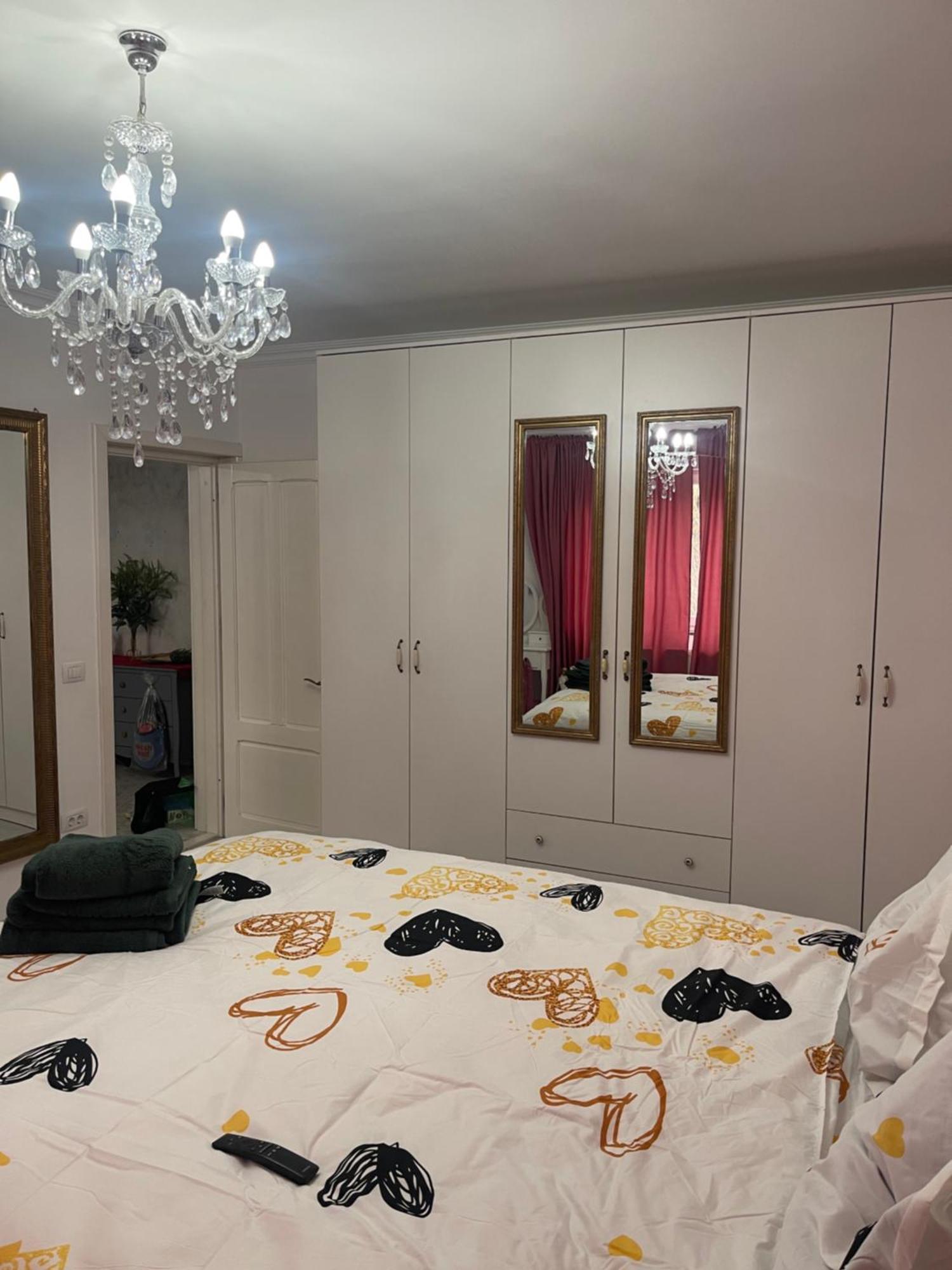 Tamara'S Place Римніку-Вилча Екстер'єр фото