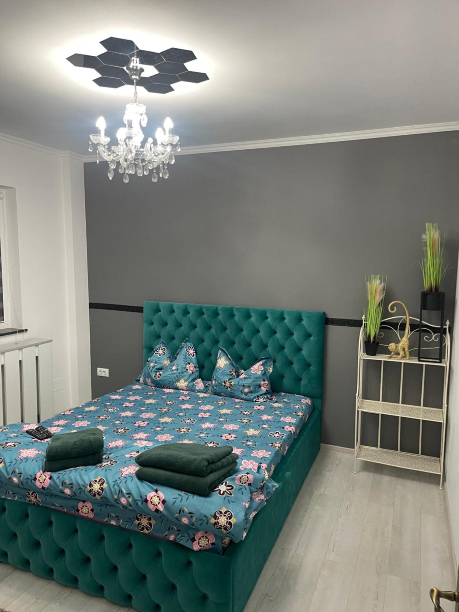 Tamara'S Place Римніку-Вилча Екстер'єр фото